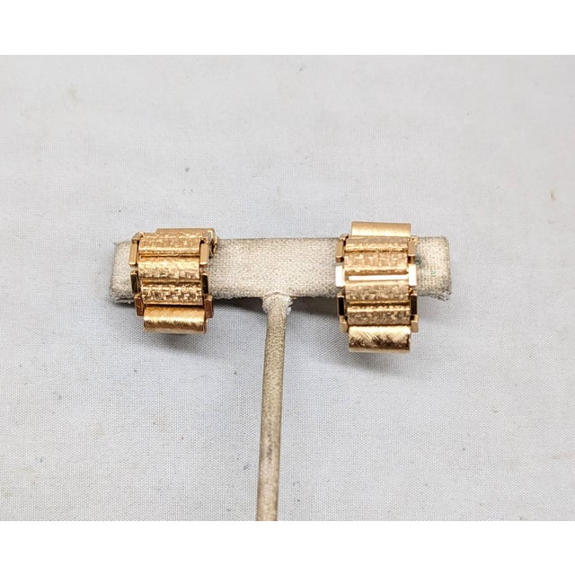 1960s Vintage 1970s Signed Napier Goldtone Florentine Finish Half Hoop Clip Earrings-2 Pieces For Sale - Image 5 of 6
