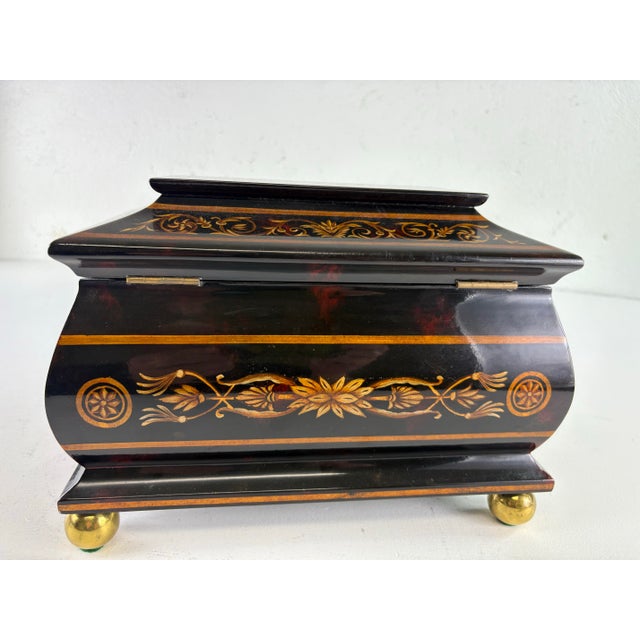 Traditional Handsome Hand Painted Faux Tortoise Shell Jewelry Box by Maitland Smith For Sale - Image 3 of 12