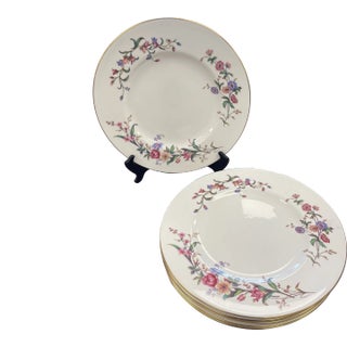 Mid 20th Century Wedgwood Devon Springs Dinner Plates- Set of 8 For Sale