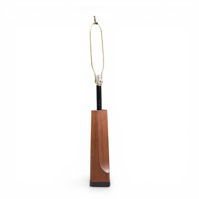 Wood Richard Barr for Laurel Mid Century Walnut Table Lamps - Pair For Sale - Image 7 of 7