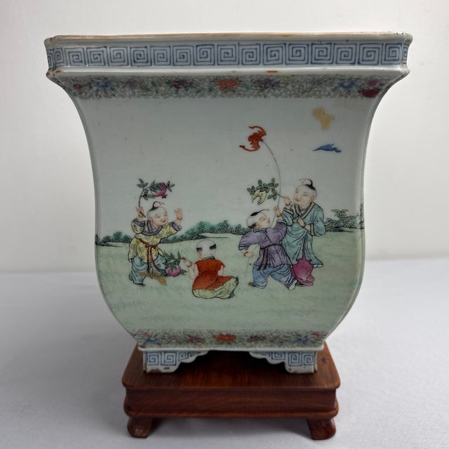 Early 20th Century Famille Rose Jardinier on RosewoodStand For Sale - Image 5 of 8