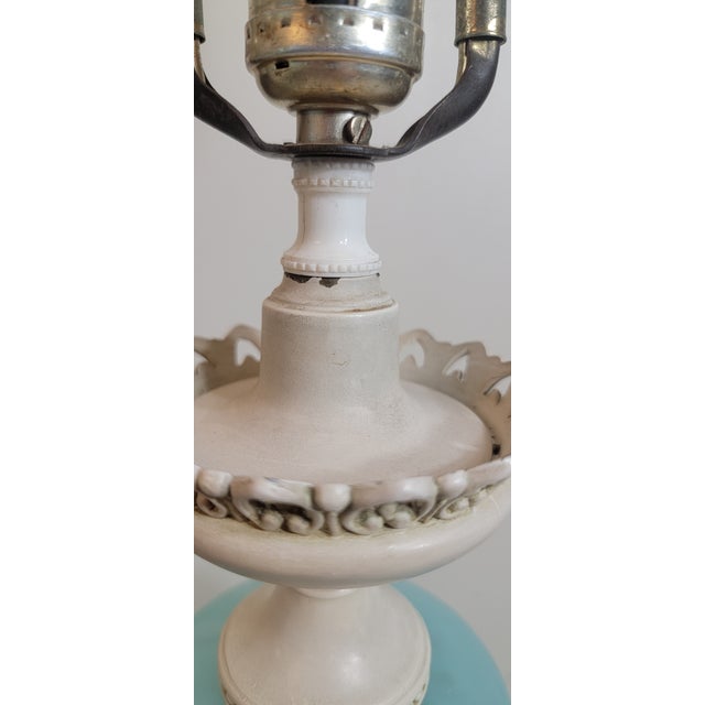 Vintage Mid-Century Modern Hollywood Regency Revival Table Lamps Neoclassical Style - a Pair For Sale - Image 16 of 18