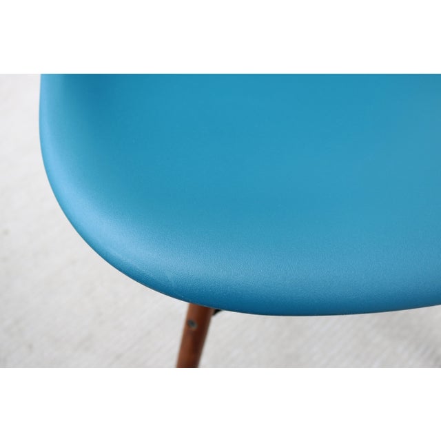 MCM Herman Miller Eames Molded Plastic Dining Chairs Dowel Base DSW - Set of 6 For Sale - Image 16 of 18