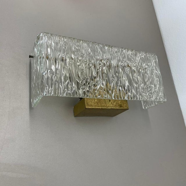 Hollywood Regency Large Vintage Hollywood Regency Ice Glass Wall Light by J.T. Kalmar, 1950s For Sale - Image 3 of 18