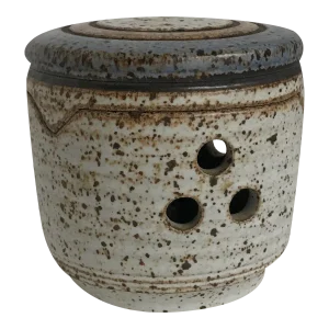 1970s J. Wells Studio Art Pottery French-Style Stoneware Garlic Keeper