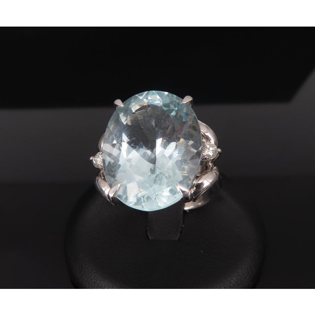 Late 20th Century Vintage 16.36ct Natural Aquamarine 0.20ct Diamond Platinum Ring, Size 8 For Sale - Image 10 of 18