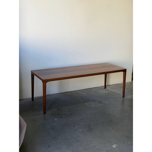 Mid-Century Modern Large Vintage Danish Rosewood Coffee Table – Mid Century Modern Scandinavian Rectangular Cocktail Table For Sale - Image 3 of 10