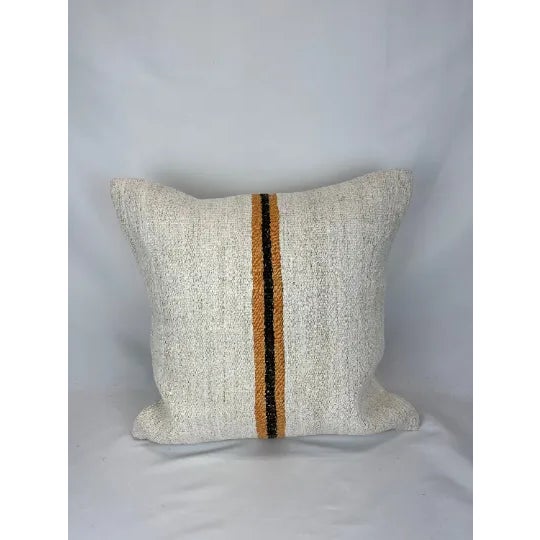 Turkish Early 21st Century Neutral Organic Turkish Hemp & Cotton Kilim Pillow Cover For Sale - Image 3 of 5