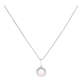 10K White Gold Pearl and 1/10 Cttw Diamond Accent Halo Pendant Necklace For Sale