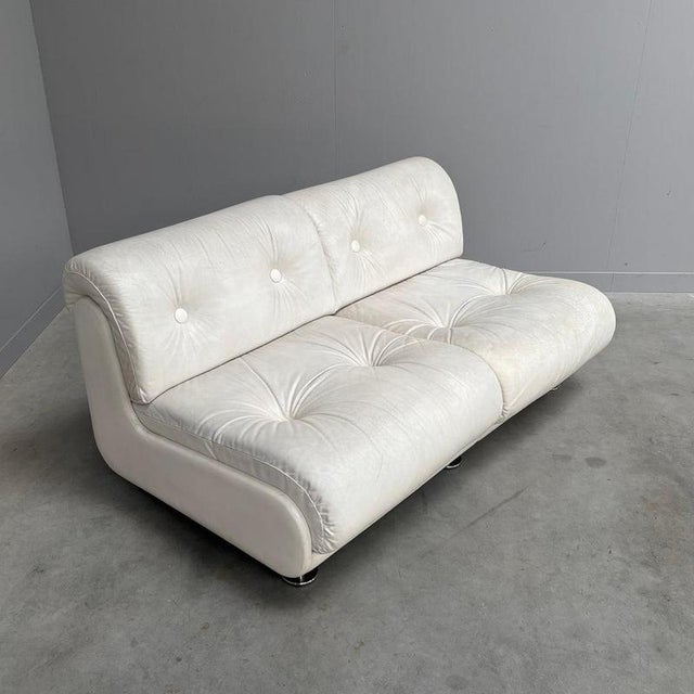 Space Age White Leather Two Seat Lounge Sofa, 1970s For Sale - Image 3 of 14