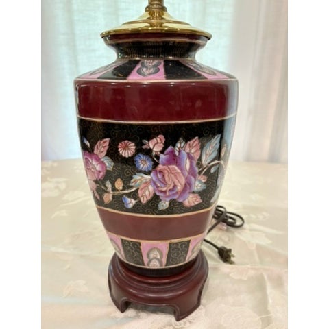 Chinoiserie 1960s Reliance Lamp Co. Chinoiserie / Ginger Jar Hand-Painted Lamp Set of 2 For Sale - Image 3 of 6