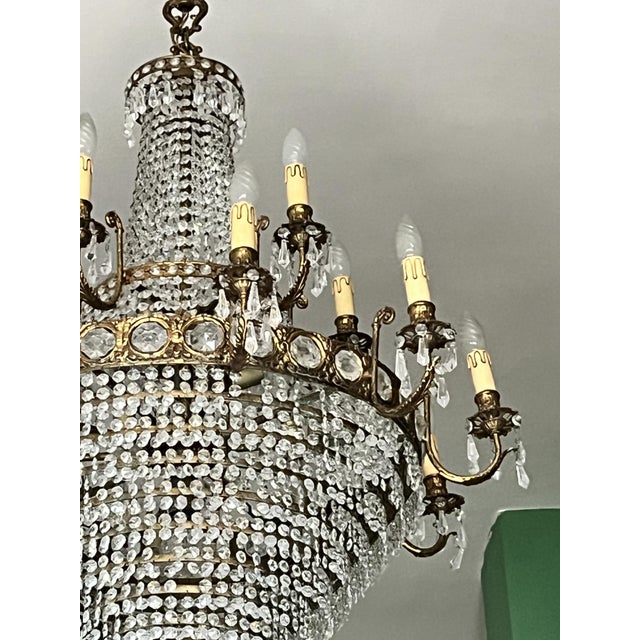 Large Baroque Crystal and Brass Chandelier, 1900s For Sale - Image 4 of 7