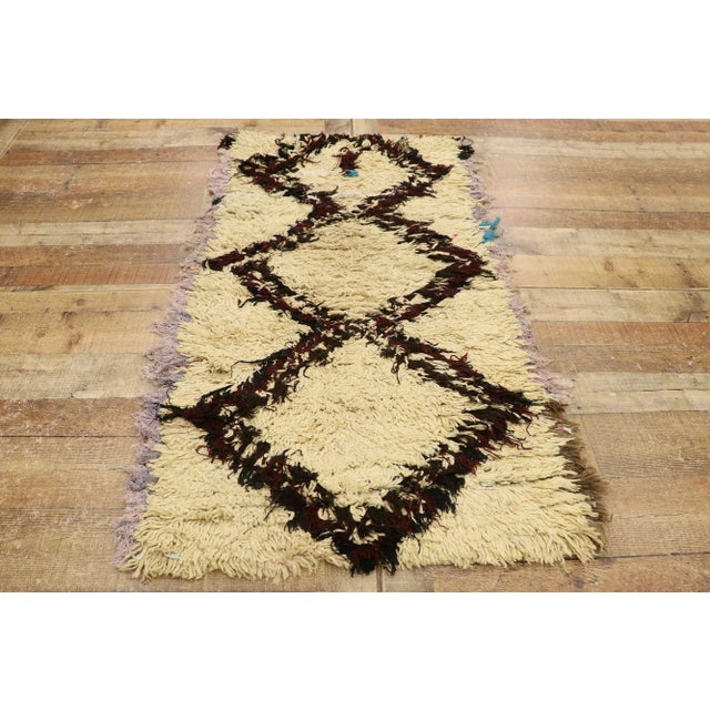 Textile Vintage Berber Moroccan Boucherouite Rug - 02'09 X 04'09 For Sale - Image 7 of 9