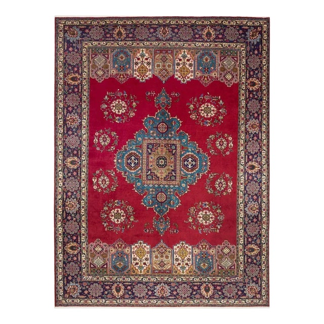 Middle Eastern Tabriz Rug in Wool For Sale