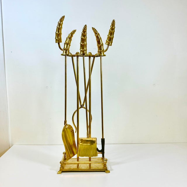 1970s Vintage Hollywood Regency Brass Blesbok Antelope Horn Fireplace Tools - Set of 5 For Sale - Image 4 of 16