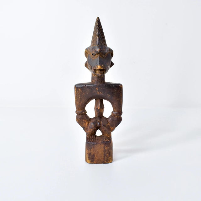 Early 20th Century Yoruba Ibeji Standing Male Figure For Sale - Image 4 of 15