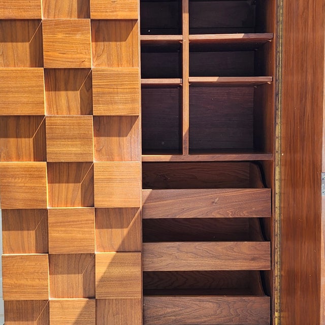 Mid 20th Century Pair of Brutalist Cubed Highboy Storage Chests by Young Manufacturing Company For Sale - Image 5 of 12