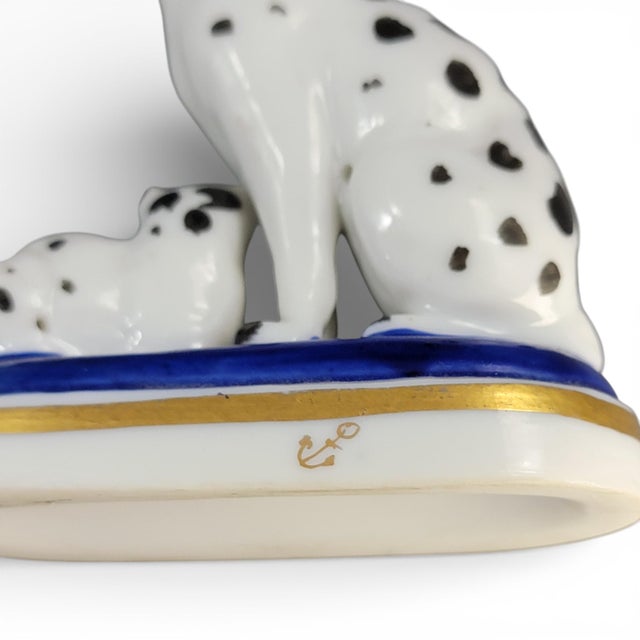 Late 18th Century Chelsea Porcelain Miniature Group Cat with Kitten, 1800s For Sale - Image 9 of 11