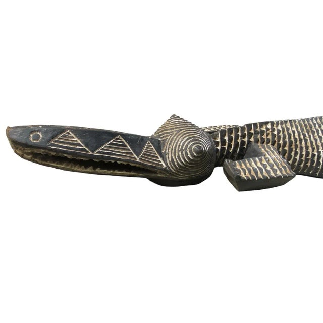 Wood Vintage African Life Size Wooden Sculpture Black and White of a Crocodile Nuna Bobo Burkina Faso 78" For Sale - Image 7 of 8