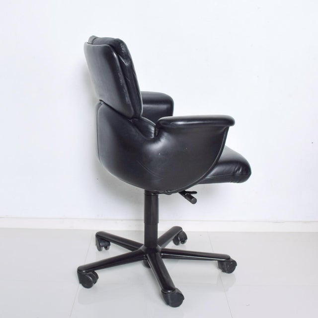 Vintage Modern Geoff Hollington for Herman Miller, Executive Black