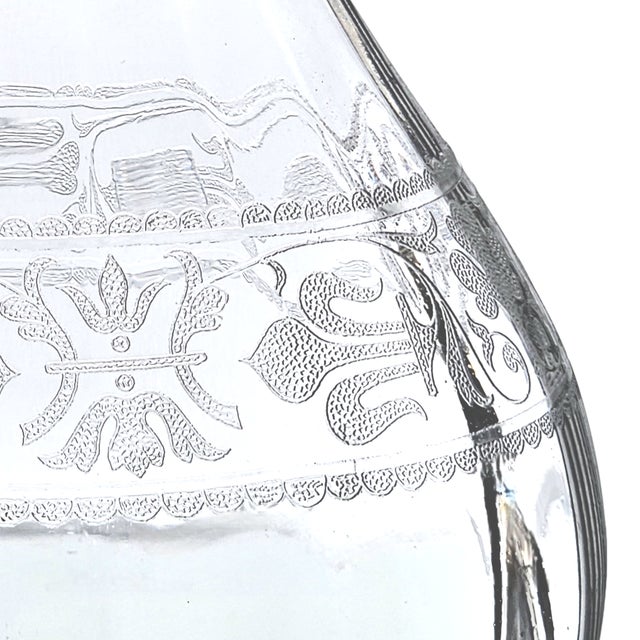 Baccarat “Fleur-De-Lys” Wheel-Engraved Decanter, Signed For Sale - Image 9 of 13