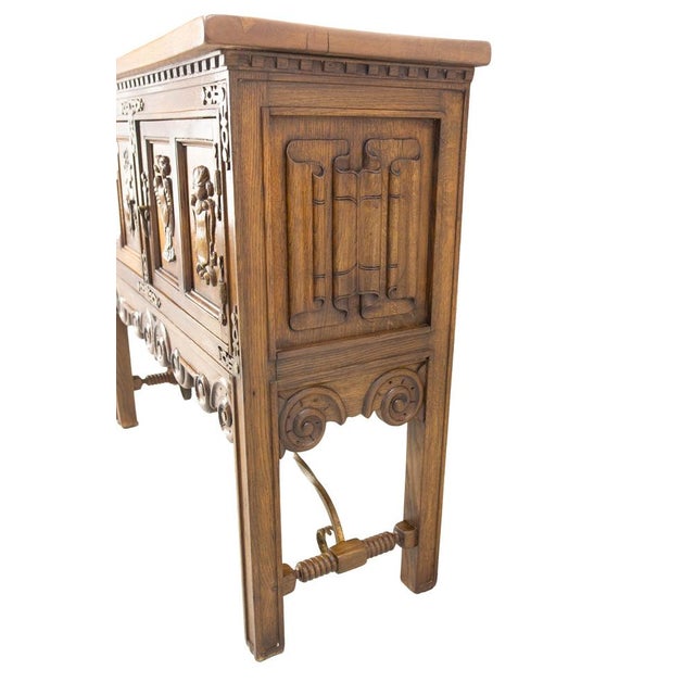 1960s Spanish Credenza in Oak and Wrought Iron, 1960s For Sale - Image 5 of 15
