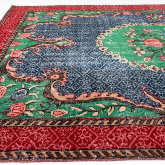 1960s Vintage Distressed Turkish Isparta Rug 5'6" X 9'2" Hand-Knotted Wool, Navy Green Red Rose Medallion Art Deco Design For Sale - Image 5 of 9