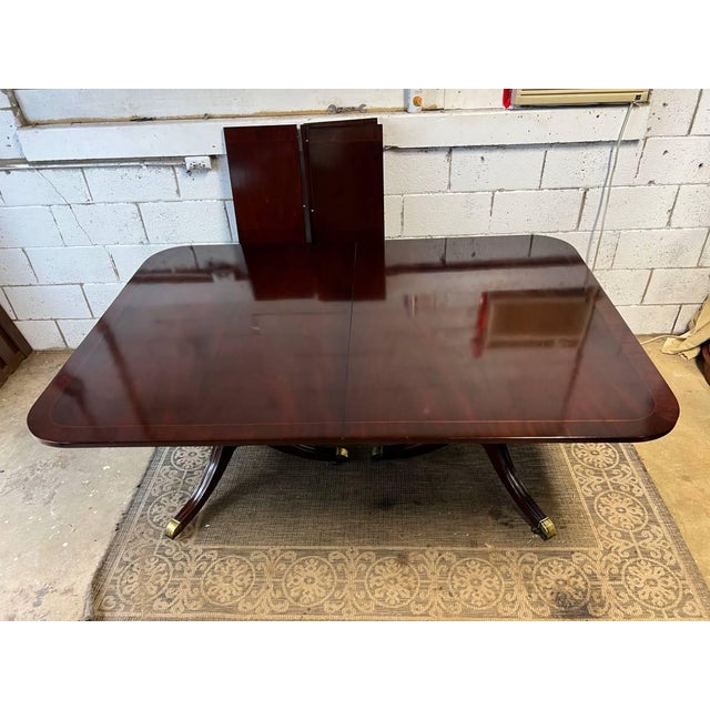 English Kindel Oxford Georgian Style Mahogany Double Pedestal Extension Dining Table With 4 Leaves For Sale - Image 3 of 12