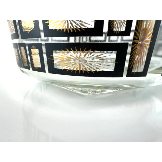 1960s Mid-Century Modern Starburst Glass Bowl With Geometric Overlay For Sale In Little Rock - Image 6 of 13