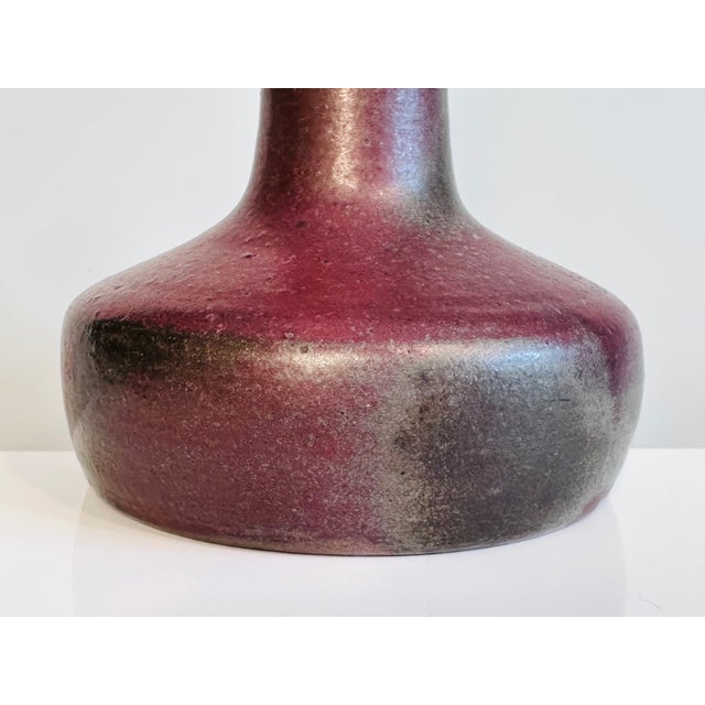 1960s Brown and Ruby ​​Red Studio Ceramic Art Bottleneck Vase by Jürgen Riecke, Germany, 1960s For Sale - Image 5 of 15
