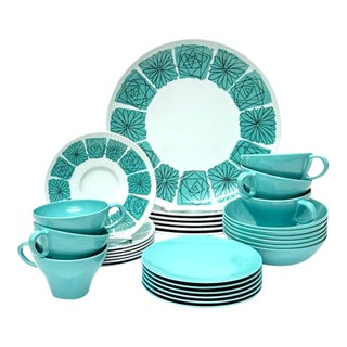 Vintage Melamine Mid-Mod Dinnerset by Texasware - Place Settings for 6 / 24 Pieces For Sale