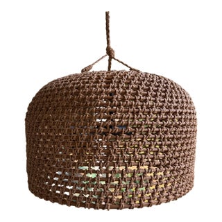 1980s Wicker Basket Weave Style Hanging Lamp With Double Lights and Chain For Sale