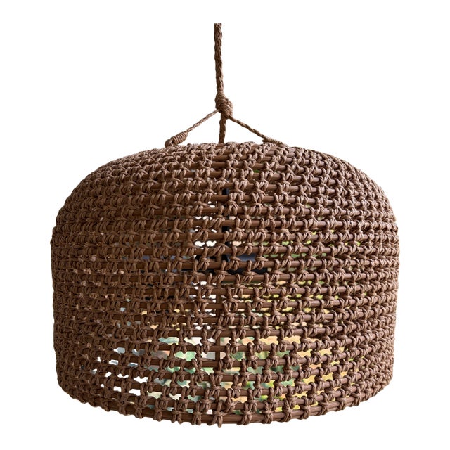 1980s Wicker Basket Weave Style Hanging Lamp With Double Lights and Chain For Sale