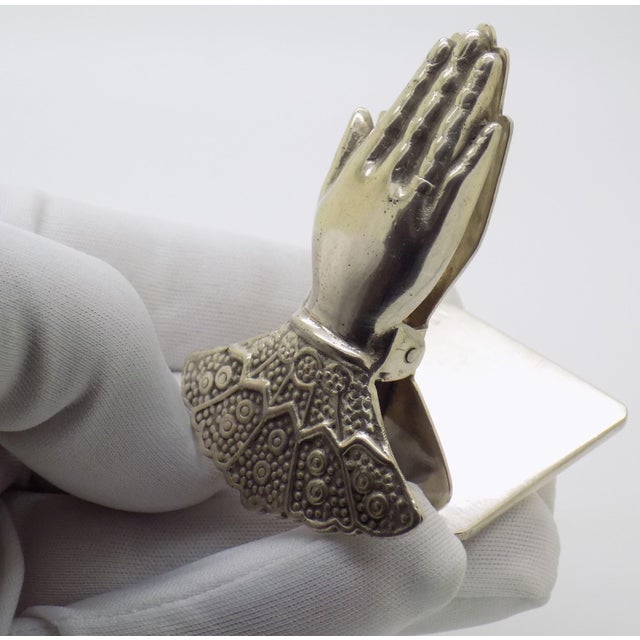 Italian 1970s Vintage Italian Handmade Genuine Silver Figural Hand Desk Memo Clip From Florence For Sale - Image 3 of 14
