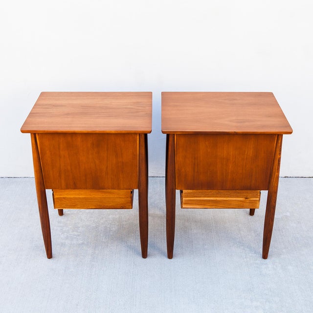 Restored 1950s Mount Airy Walnut & Brass Sculptural Mid Century Nightstands, Attributed, Pair For Sale - Image 10 of 12