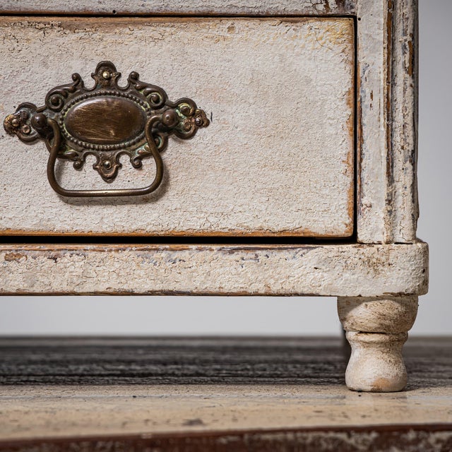 Cream-White Miniature Commode, 19th Century For Sale - Image 5 of 6