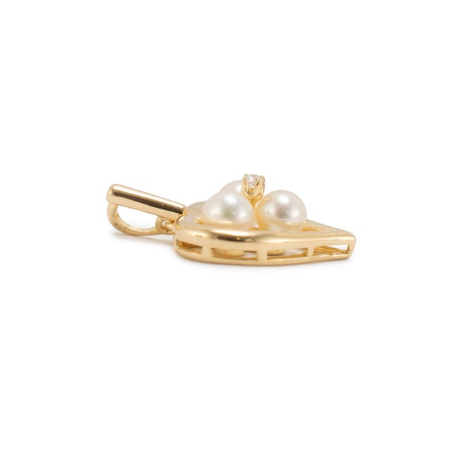 Retired Mikimoto 18k Yellow Gold Pearl Pendant Heart Motif Drop Pendant For Sale - Image 4 of 8