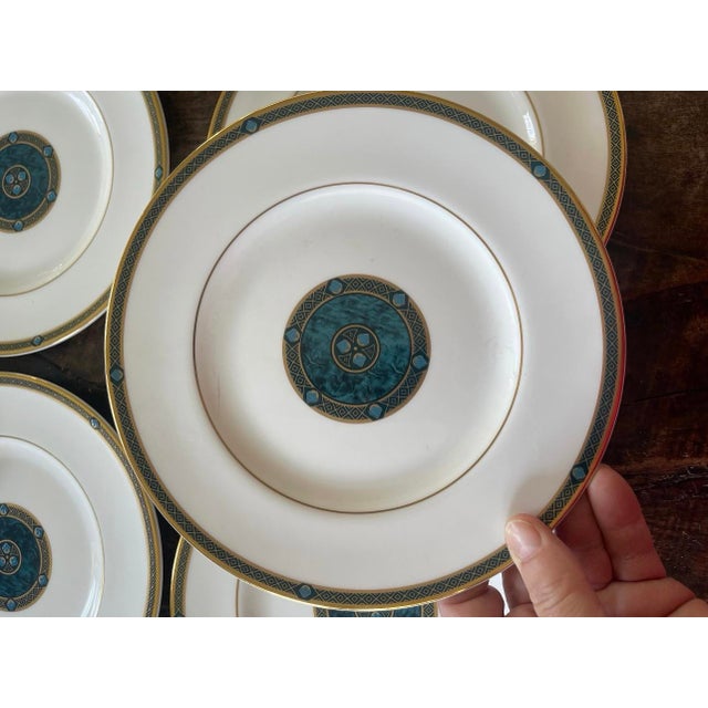 Ceramic Royal Doulton Green 8” Plates in Biltmore Pattern - Set of Eight (8) For Sale - Image 7 of 10