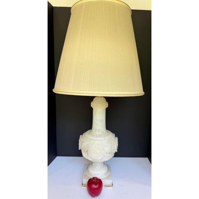Neoclassical Antique Italian Carved Alabaster Table Lamp With Rose Relief Decoration & Pleated Silk Shade For Sale - Image 3 of 12