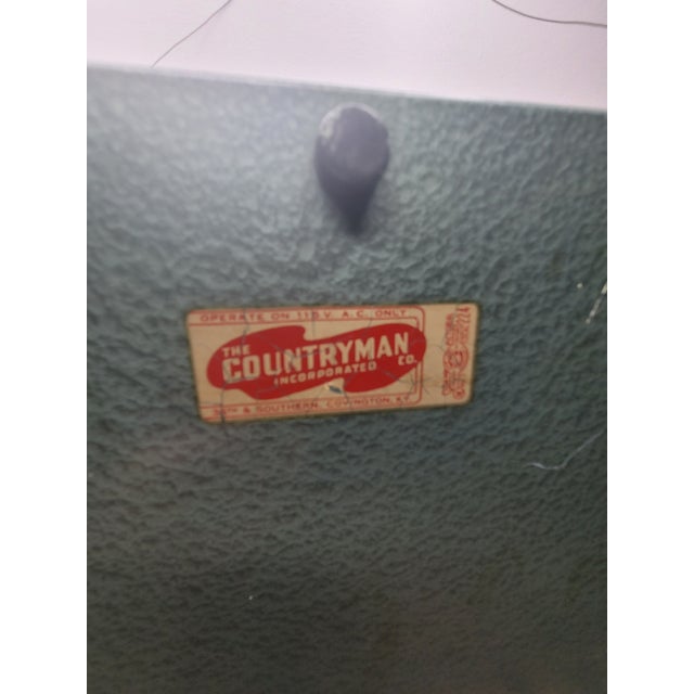 Mid 20th Century Deep South Milk Light-Up Advertising Clock by the Countryman Co. For Sale - Image 10 of 12