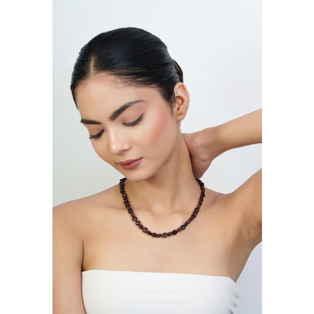 Boho Chic Faceted 124 Ct Red Tiger's Eye Bead Strand Necklace, 16.75 Inch For Sale - Image 4 of 14