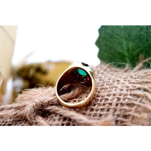 Gold Ring with Cabochon-Shaped Emerald For Sale - Image 5 of 6