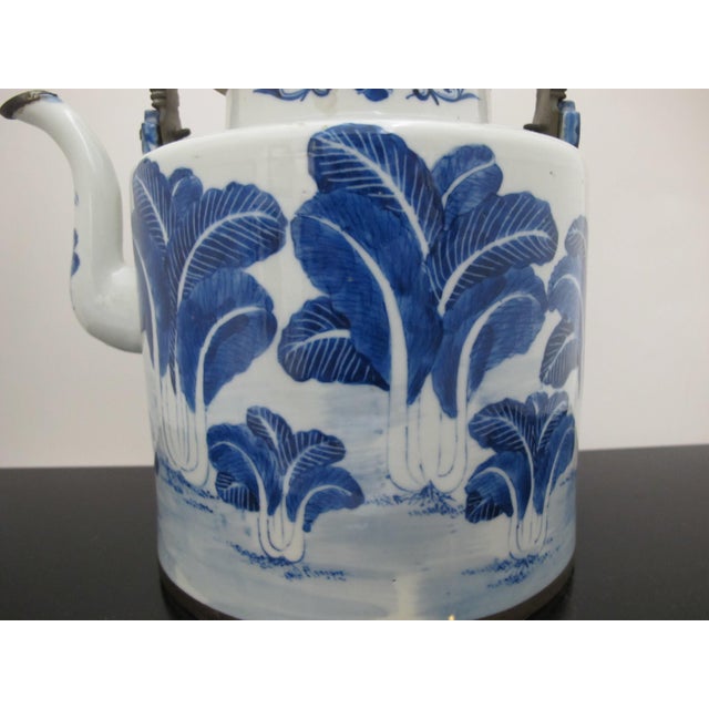 Early 20th Century Qing Dynasty Blue and White Chinese Porcelain Lotus Flower & Butterfly Brass Handle Teapot For Sale - Image 5 of 11