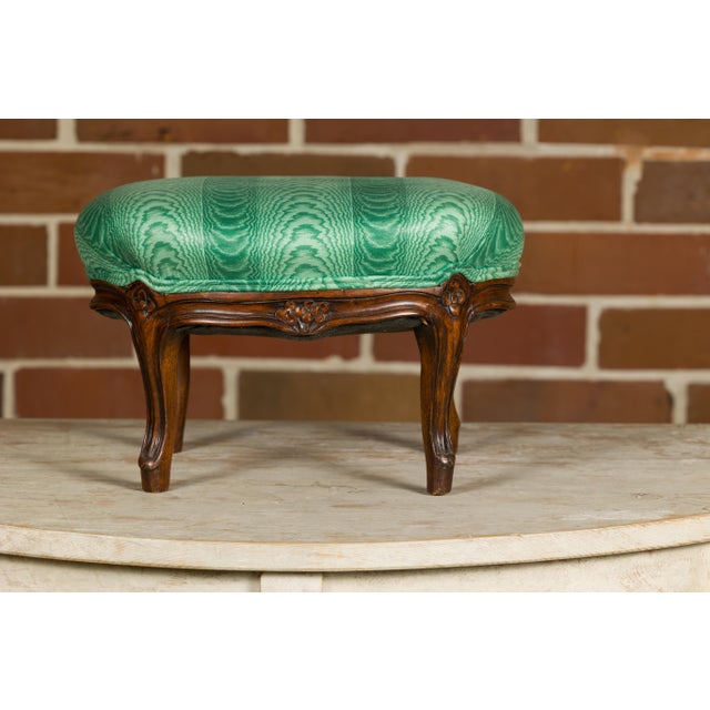 French Louis XV Style 19th Century Wooden Footstool with Carved Cabriole Legs For Sale - Image 11 of 12