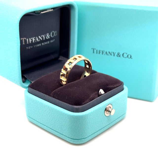 Gold Tiffany & Co. 18ct Yellow Gold T True Wide Ring 5.65g, Size 8 For Sale - Image 8 of 11