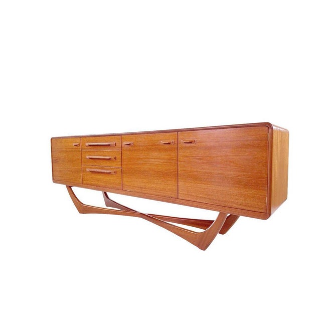 Mid-Century Modern Sideboard by Val Rossi for Beithcraft, 1960s For Sale - Image 4 of 11