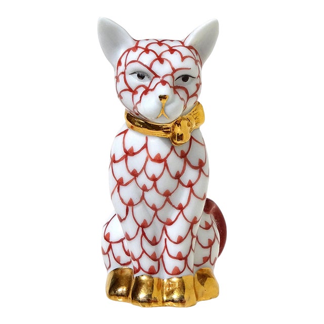 Herend Style Sitting Kitty Cat Figurine With Red Fishnet Pattern and Gold Decoration Porcelain Ceramic Sculpture For Sale