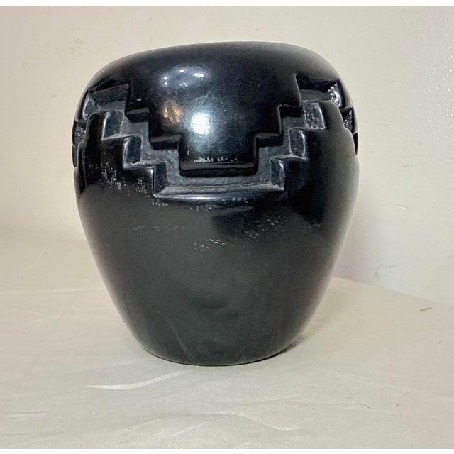 Antique Handmade Santa Clara Pueblo Native American Black Pottery Blackware Vase For Sale - Image 10 of 11