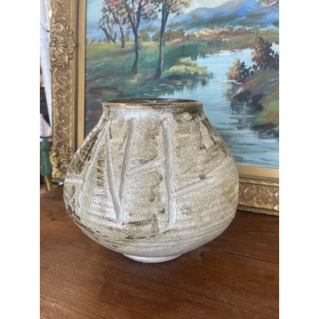 Studio Pottery Vase With Incised Design and Earth-Toned Glaze, Signed Base. For Sale - Image 4 of 5