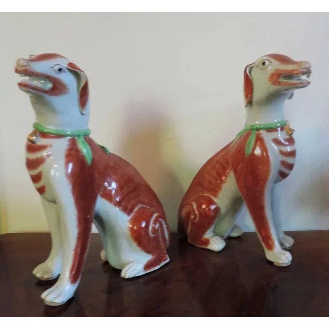 19th Century Samson Paris Porcelain Figure Rose Hounds - a Pair For Sale - Image 4 of 11